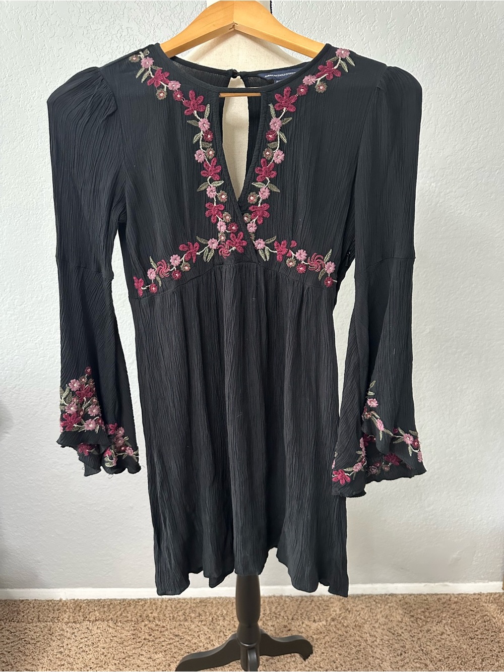American Eagle Outfitters XS Boho Floral Embroidered Dress Whimsigoth Milkmaid